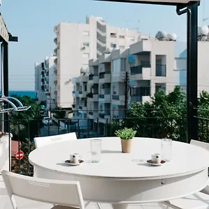 Seasunlove Apt. Apartament Larnaca