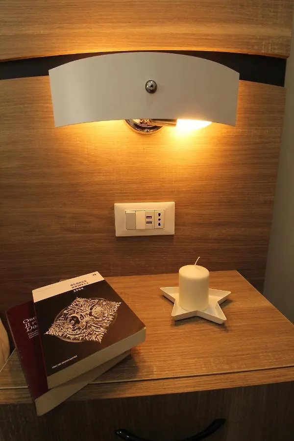 דירה נאפולי La Maison Du Flavien